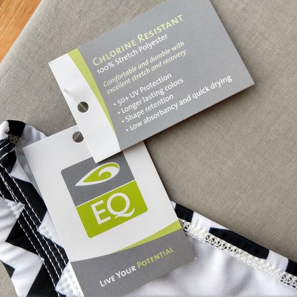 EQ Streamline Bikini Bottom Swim Brief Large black white Chevron NWT performance - Picture 4 of 7